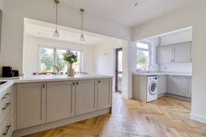 Kitchen/Diner- click for photo gallery